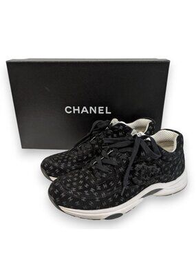 Chanel Coco Mark Print Suede Sneakers Size 42 22AW